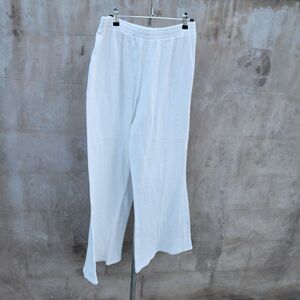 Boa. Because of Alice white gauze pull on pants